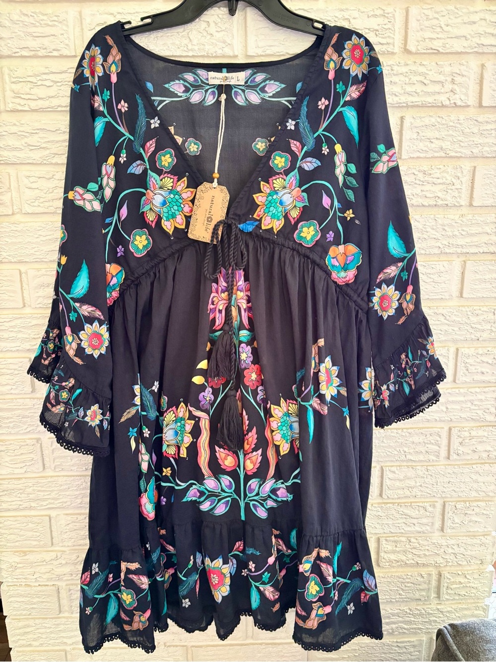 NWT!! Natural Life Capri Floral V-Neck Tassel Tie Boho Tunic Dress Womens Size L